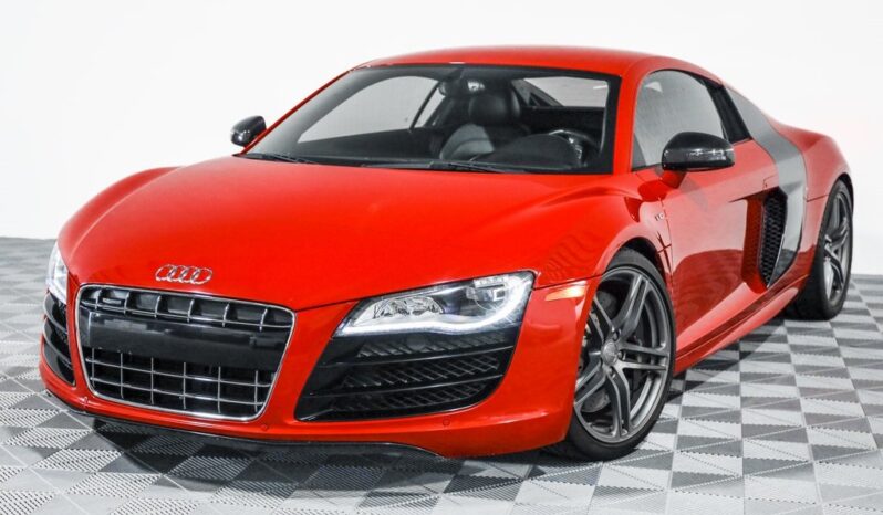 
								Audi R8 2012 full									