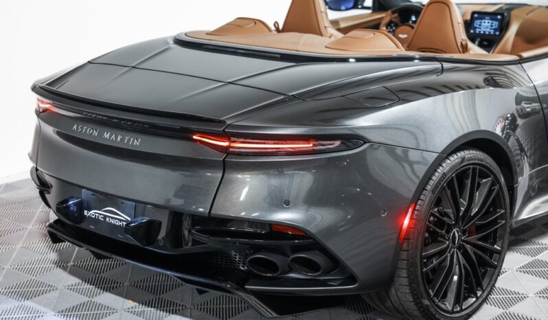 
								Aston Martin DBS 2021 full									