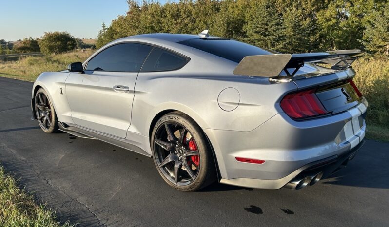 
								Ford Mustang 2022 full									