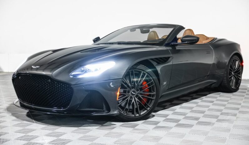 
								Aston Martin DBS 2021 full									