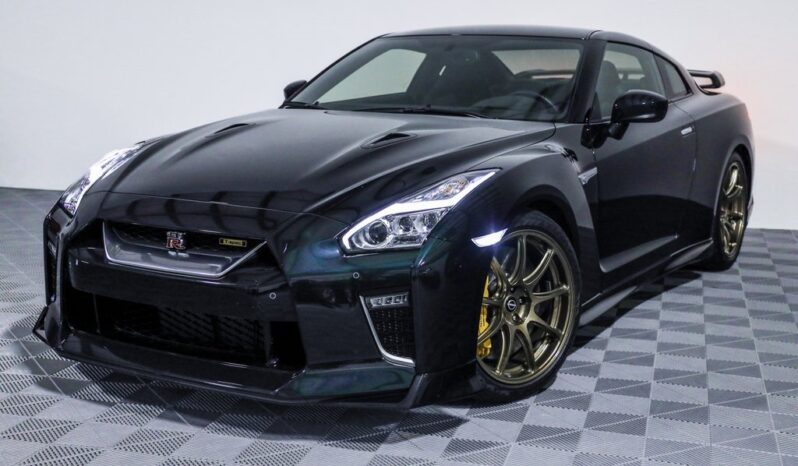 
								Nissan GT-R 2021 full									