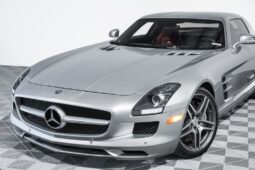 
										Mercedes-Benz SLS AMG® 2011 full									