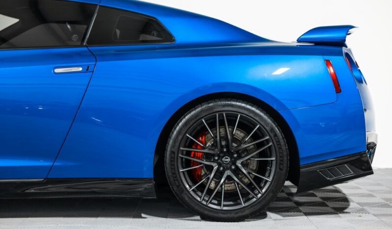 
								Nissan GT-R 2021 full									