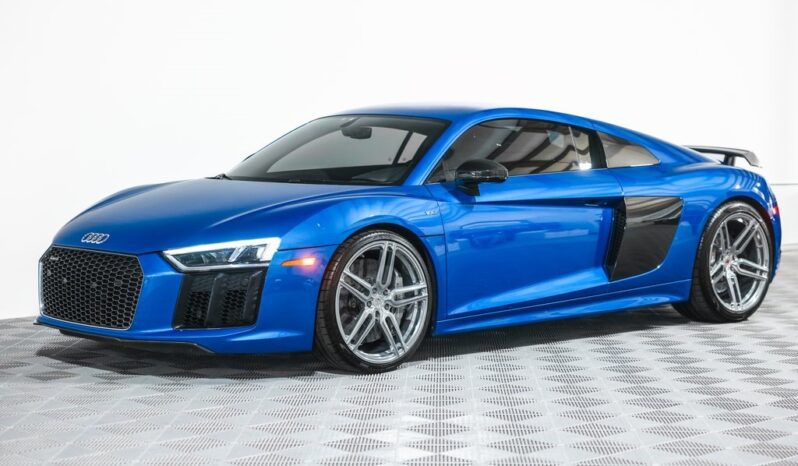 
								Audi R8 2017 full									