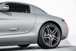 
										Mercedes-Benz SLS AMG® 2011 full									