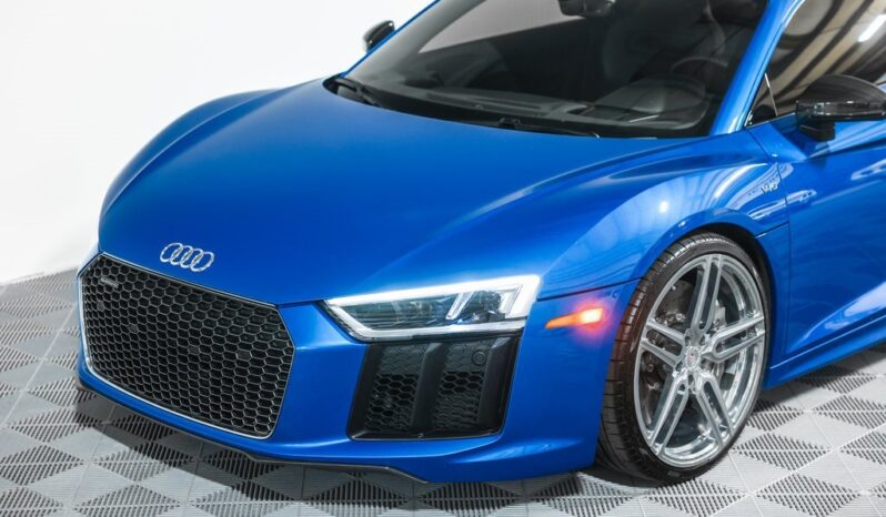 
								Audi R8 2017 full									