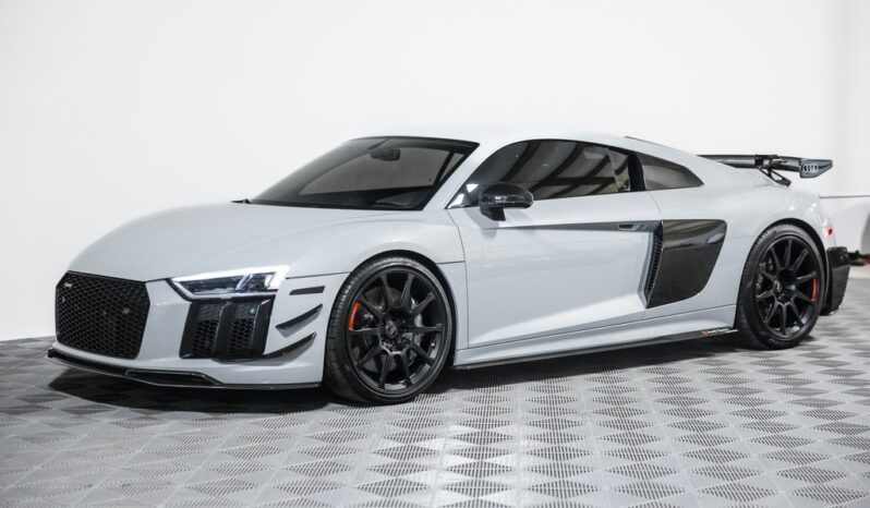 
								Audi R8 2018 full									
