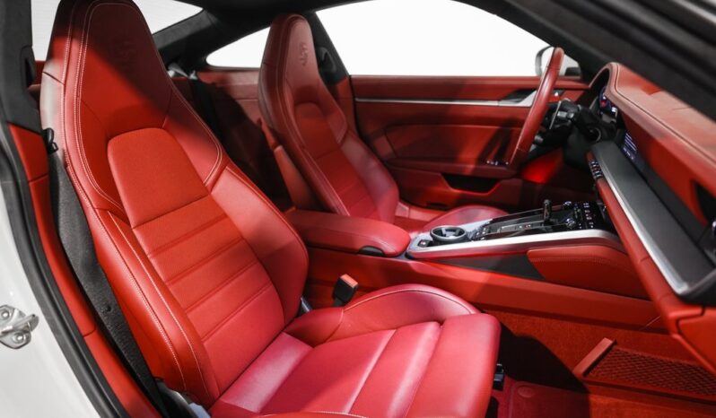 
								Porsche 911 2022 full									