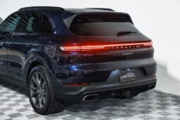 
										Porsche Cayenne 2024 full									