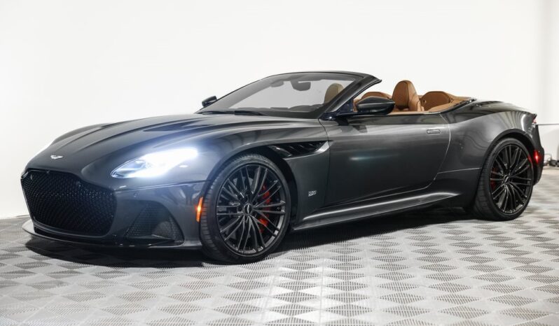 
								Aston Martin DBS 2021 full									