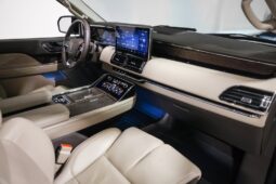 
										Lincoln Navigator L 2023 full									