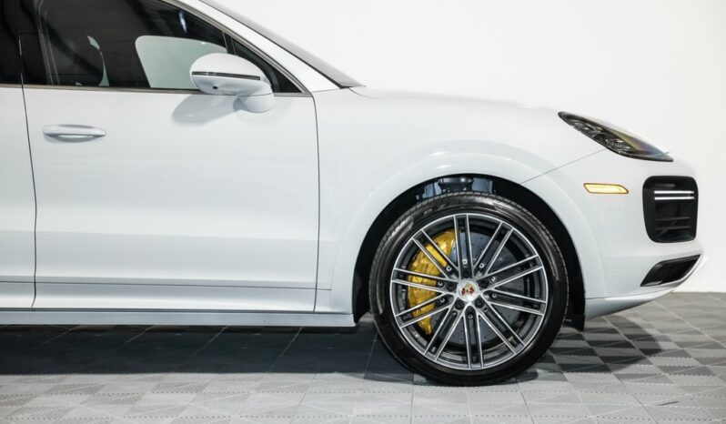 
								Porsche Cayenne 2019 full									