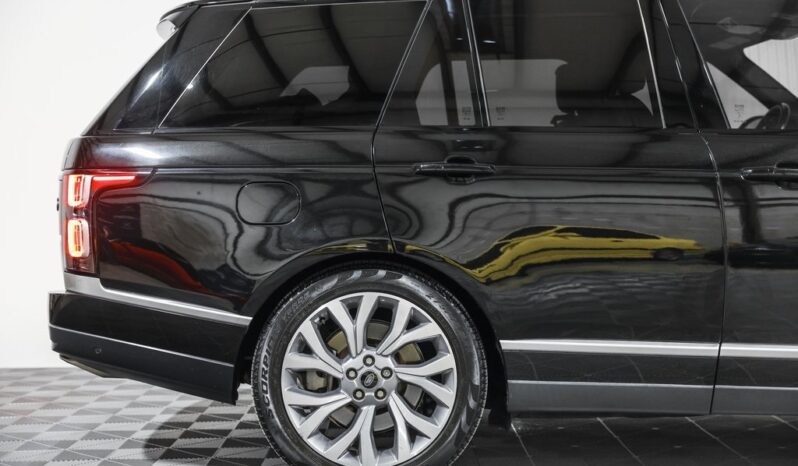 
								Land Rover Range Rover 2021 full									