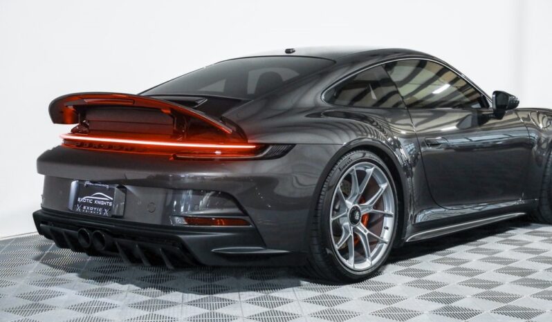 
								Porsche 911 2022 full									