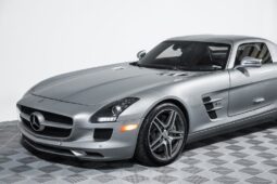 
										Mercedes-Benz SLS AMG® 2011 full									