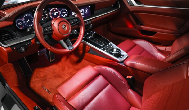 
								Porsche 911 2022 full									