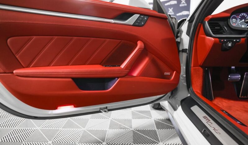 
								Porsche 911 2022 full									