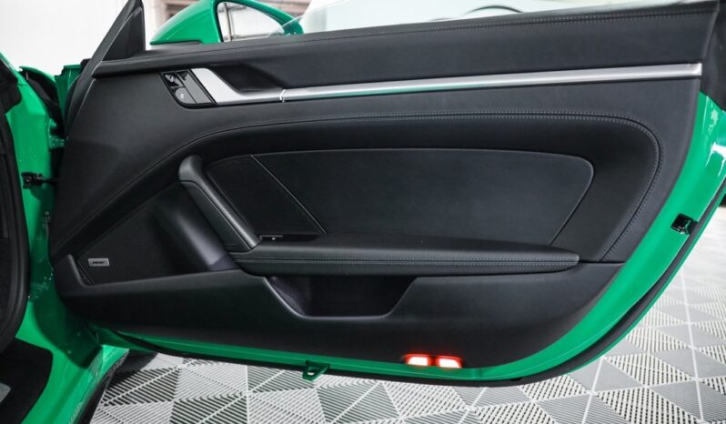 
								Porsche 911 2021 full									