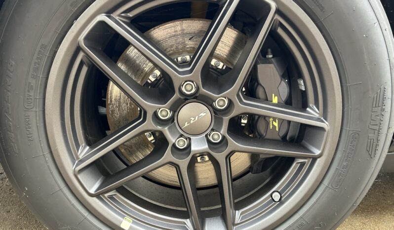 
								Dodge Challenger 2023 full									