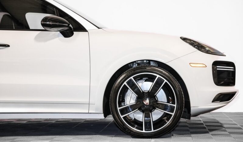 
								Porsche Cayenne 2019 full									