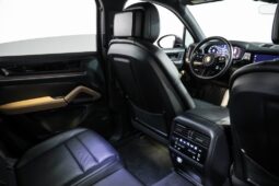 
										Porsche Cayenne 2024 full									