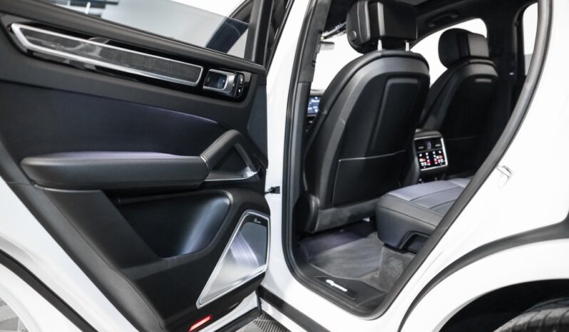 
								Porsche Cayenne 2019 full									