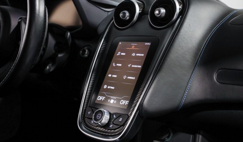 
								McLaren GT 2020 full									