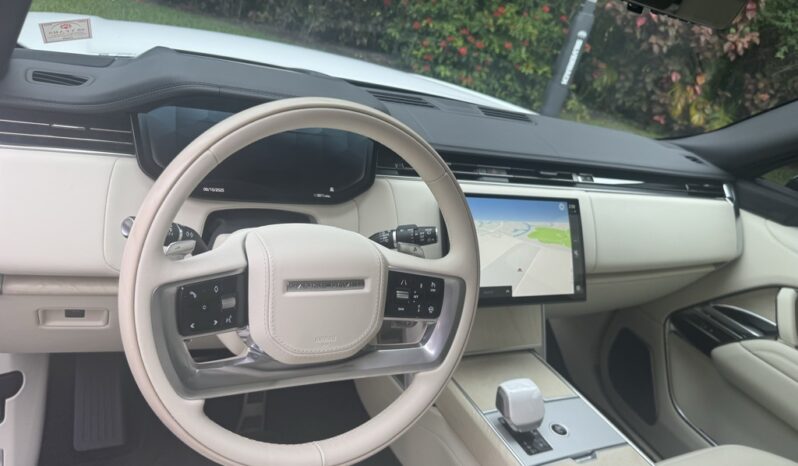 
								Land Rover Range Rover 2025 full									
