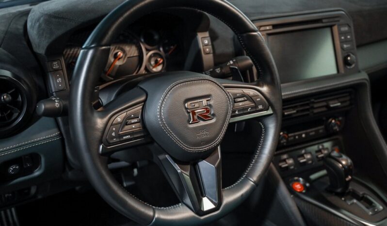 
								Nissan GT-R 2021 full									