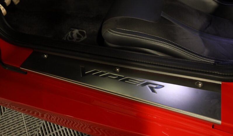 
								Dodge Viper 2015 full									