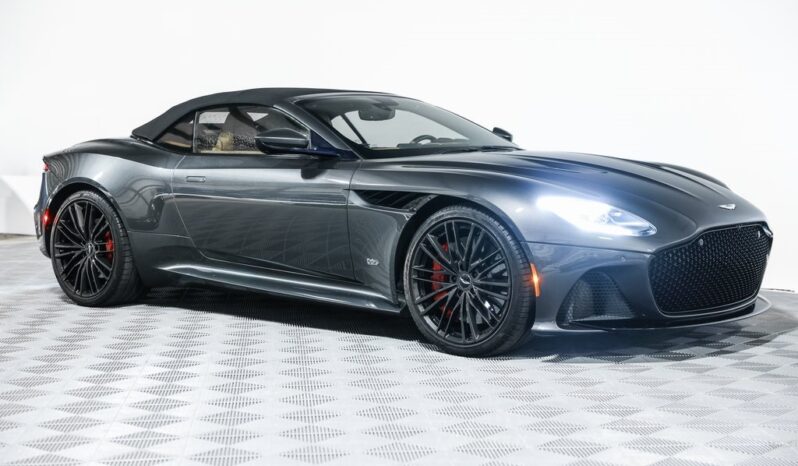 
								Aston Martin DBS 2021 full									