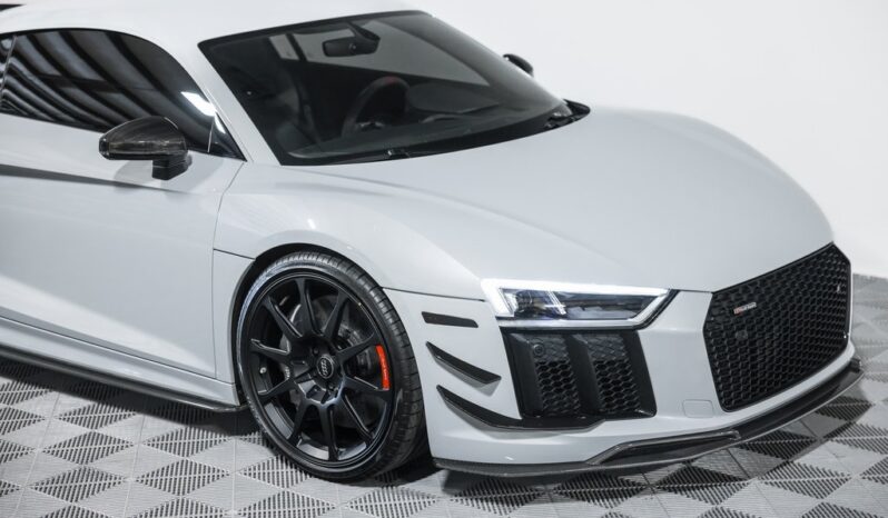 
								Audi R8 2018 full									