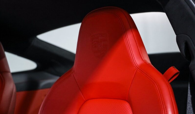 
								Porsche 911 2022 full									