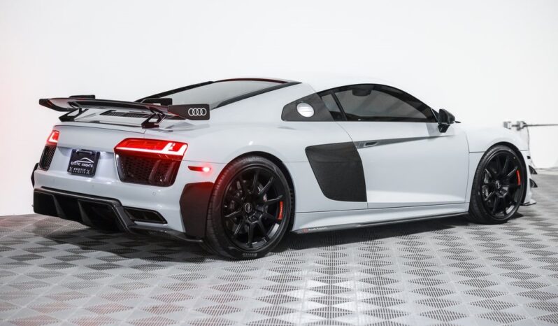 
								Audi R8 2018 full									