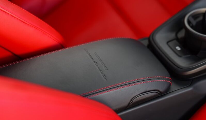 
								Porsche 911 2022 full									