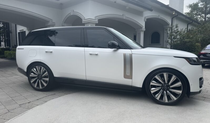 
								Land Rover Range Rover 2025 full									