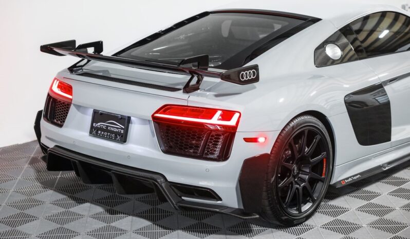 
								Audi R8 2018 full									