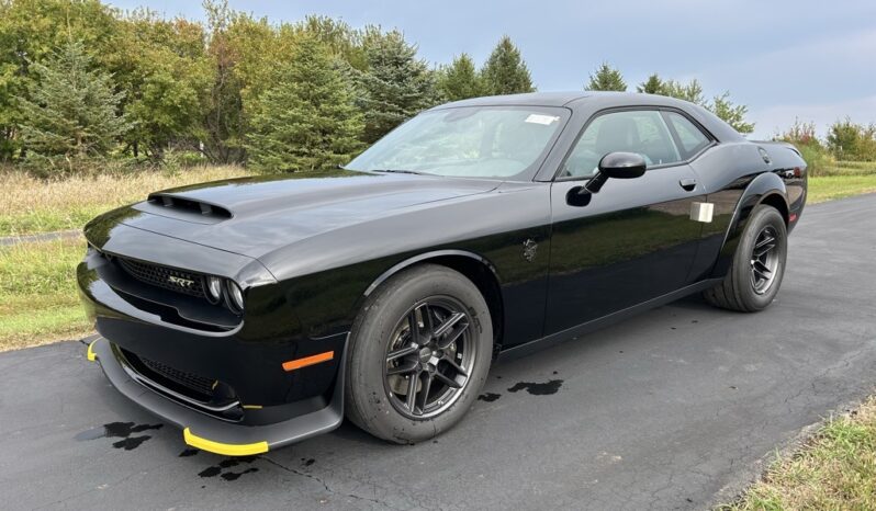 
								Dodge Challenger 2023 full									