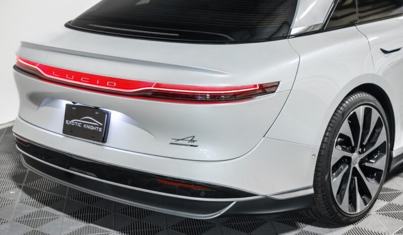 
								Lucid Air 2022 full									