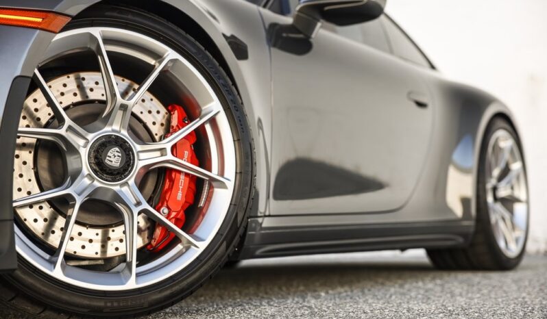 
								Porsche 911 2022 full									