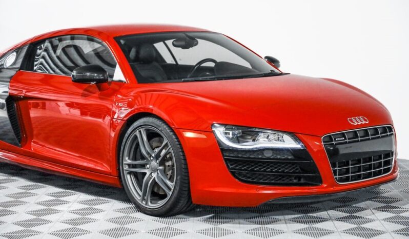 
								Audi R8 2012 full									