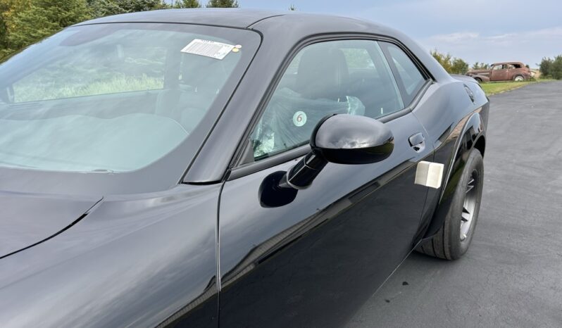 
								Dodge Challenger 2023 full									