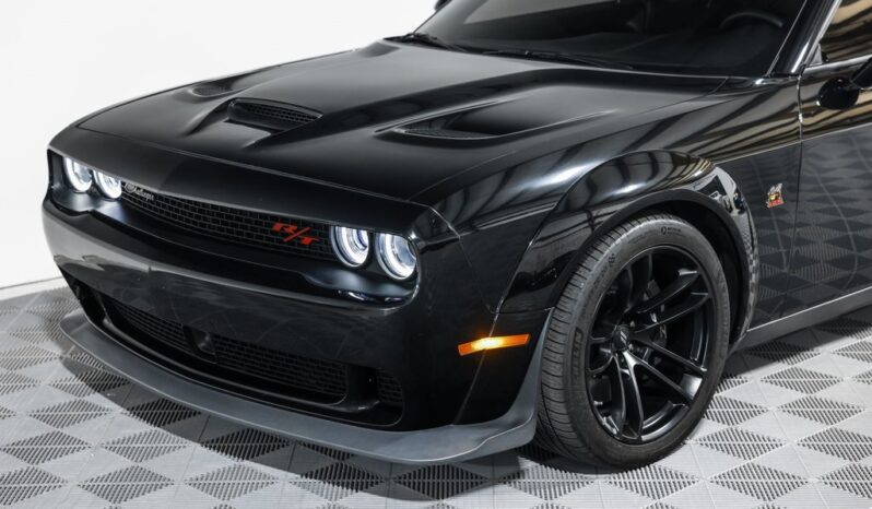 
								Dodge Challenger 2023 full									