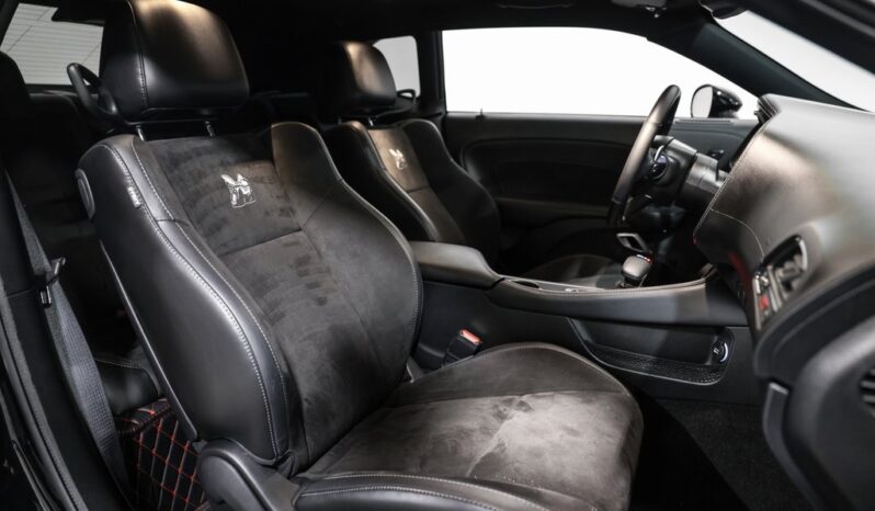 
								Dodge Challenger 2023 full									