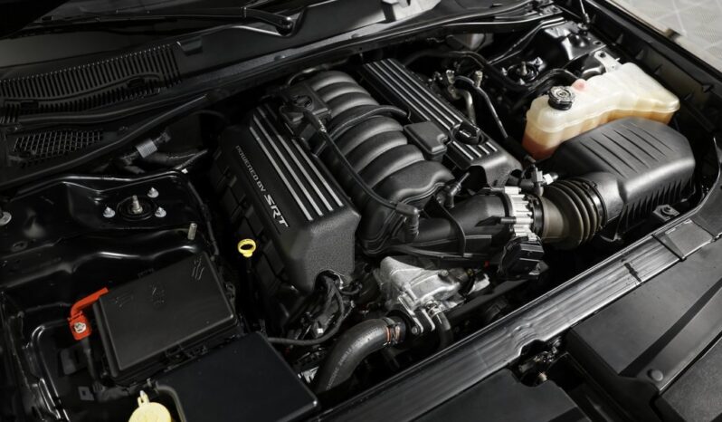 
								Dodge Challenger 2023 full									