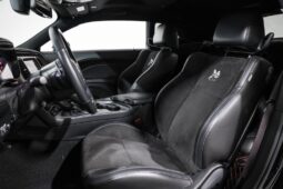 
										Dodge Challenger 2023 full									