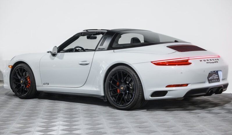 
								Porsche 911 2019 full									