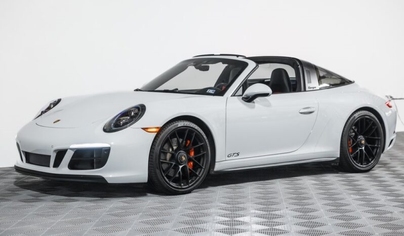 
								Porsche 911 2019 full									