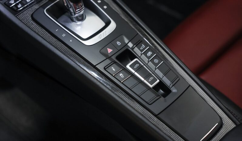 
								Porsche 911 2019 full									