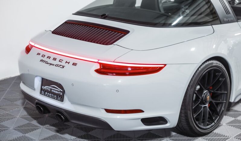 
								Porsche 911 2019 full									